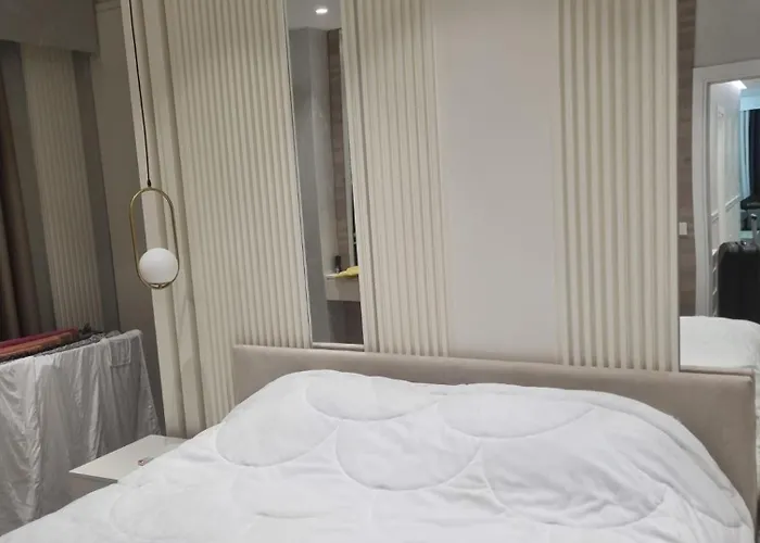 Kodra E Diellit 2 Apartamento Selitë e Vogël