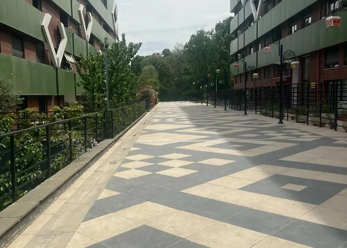 Kodra E Diellit 2 * Selitë e Vogël